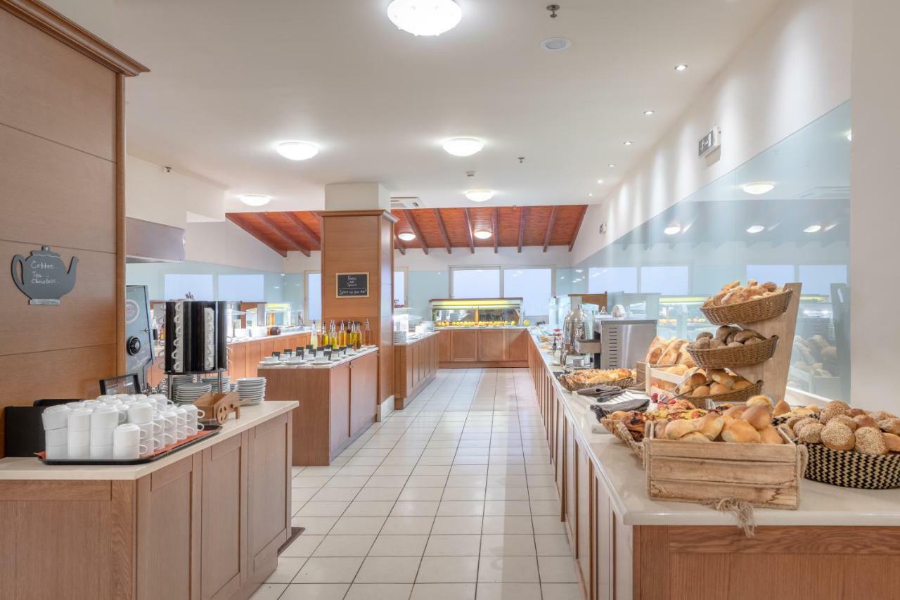 Hotel Chc Marilena 4*